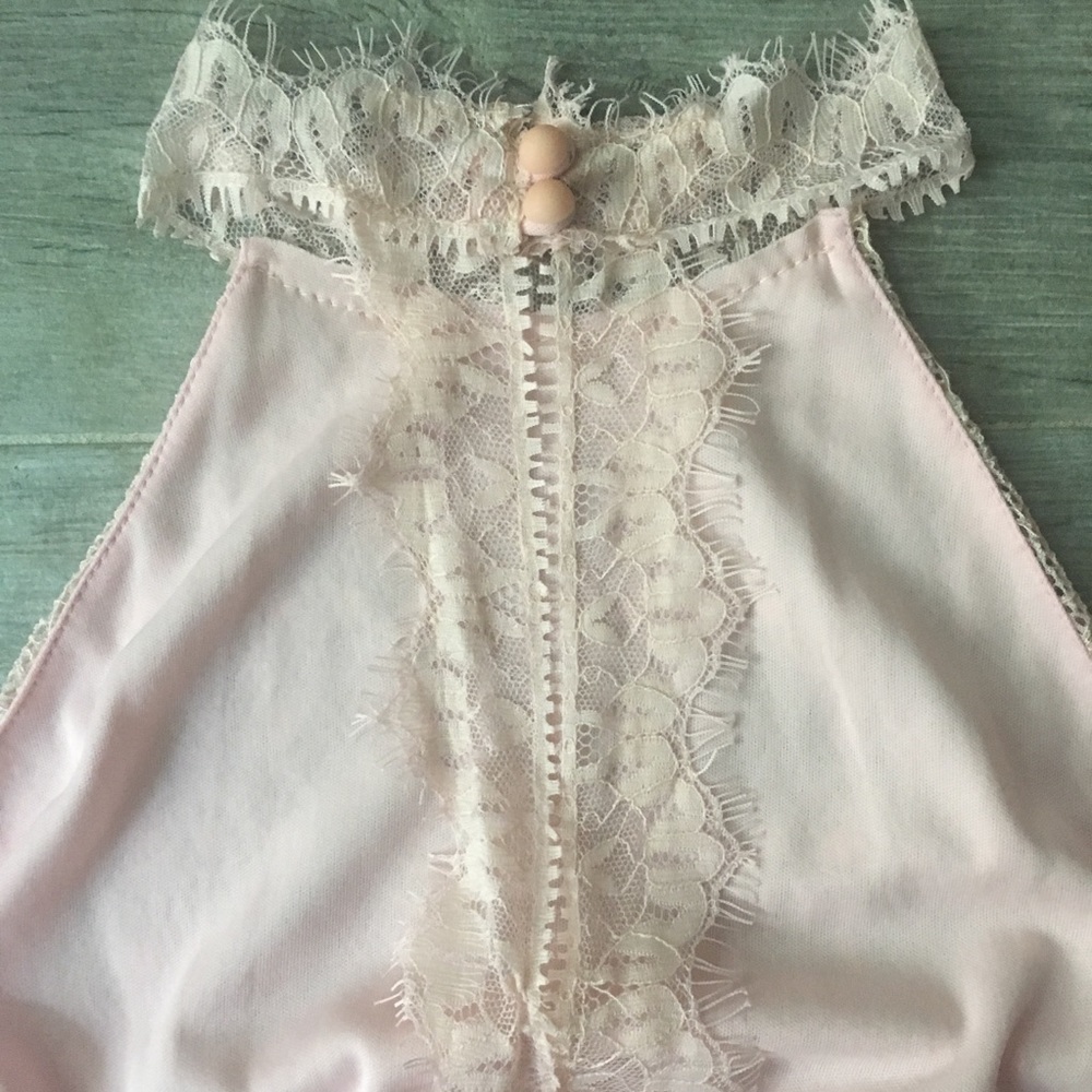 NWT! WinWin Light Pink High Neck Lace Halter Dress - Picture 2 of 5